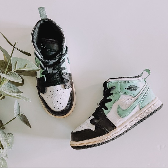 Air Jordan1 Preschool Mid White Tropical Size 9C